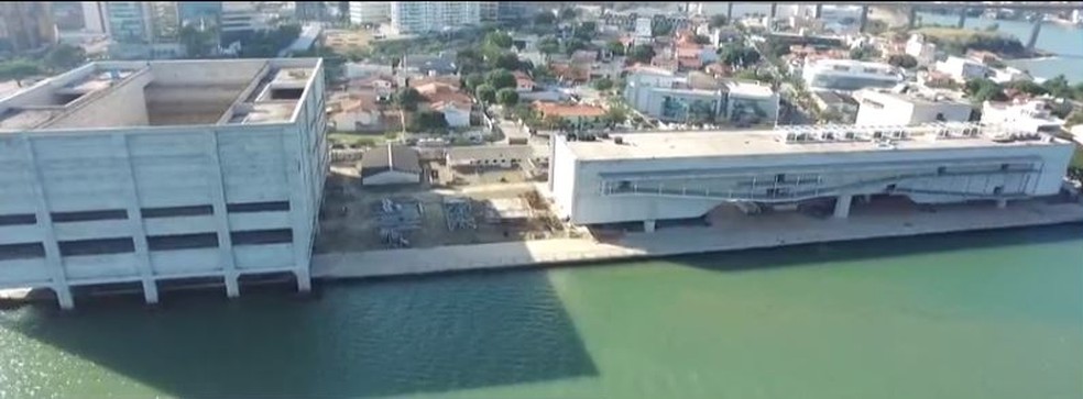 Obras do Cais das Artes, em Vit&oacute;ria &mdash; Foto: Reprodu&ccedil;&atilde;o/TV Gazeta