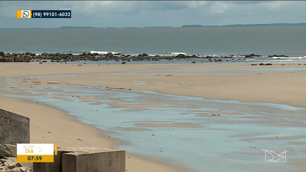 Segundo os pesquisadores quantidades alarmantes de bactérias foram encontradas na areia da praia de São Luís — Foto: Reprodução/TV Mirante