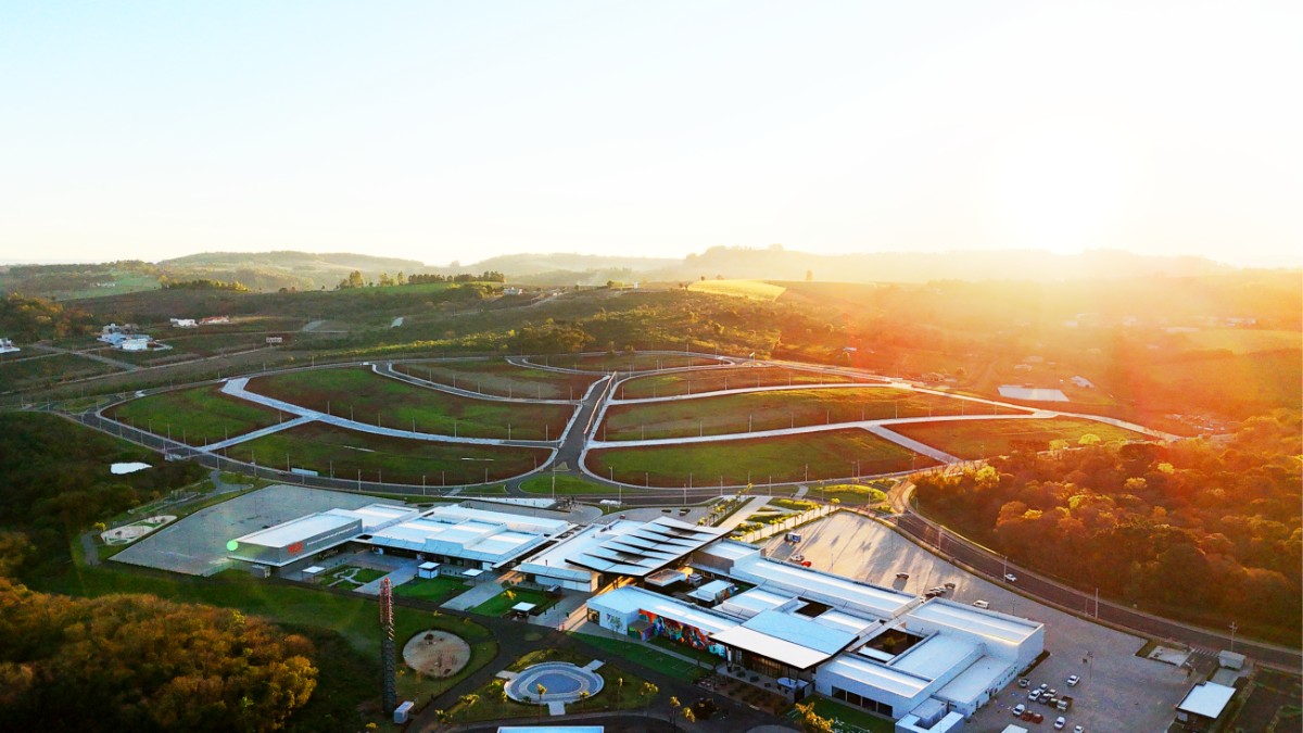 Segurança, IA e automação: o que está por trás dos imóveis mais modernos de SC