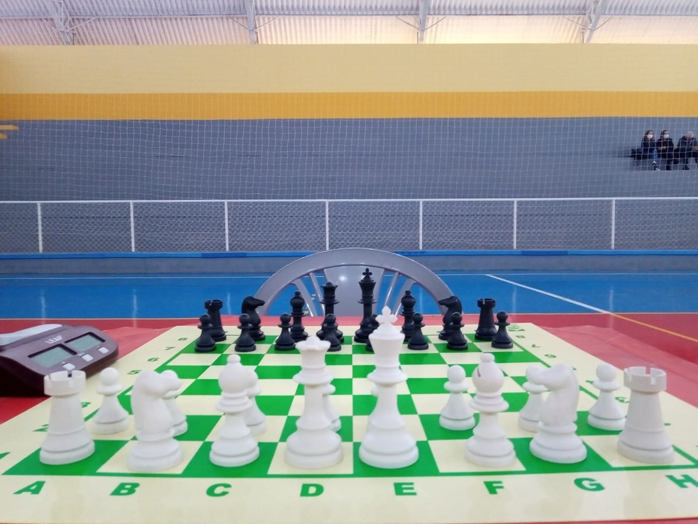 Quadro 1 -Comparação entre o xadrez e a guerra