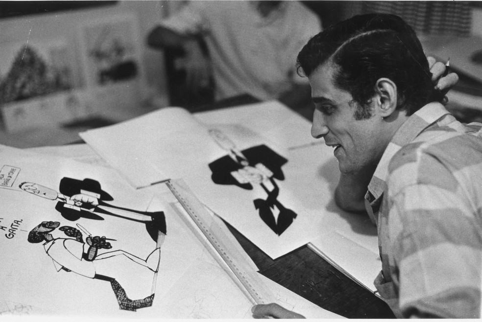 O desenhista e cartunista Ziraldo, em momento de trabalho, em foto de arquivo de 18 de maio de 1969. — Foto: IARLI GOULART/ESTADÃO CONTEÚDO