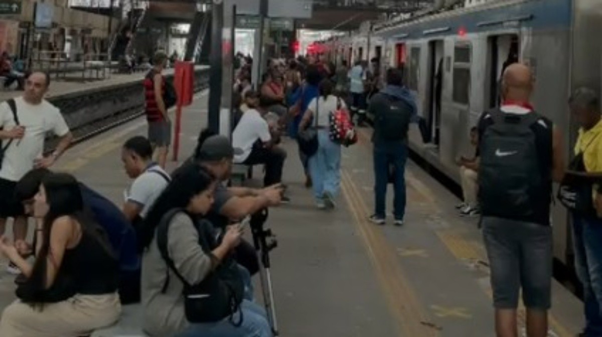 Ventos fortes suspendem operações do Santos Dumont; Galeão desvia voos e metrô interrompe circulação