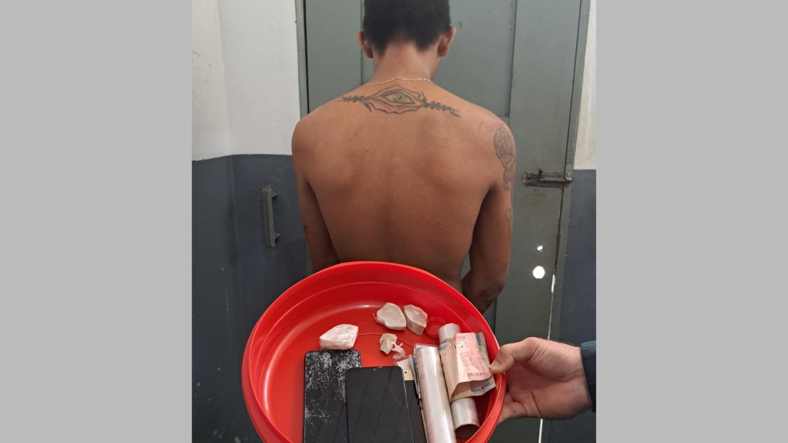 Foragido de Belém é preso em Monte Alegre suspeito de tráfico de drogas durante operação policial 
