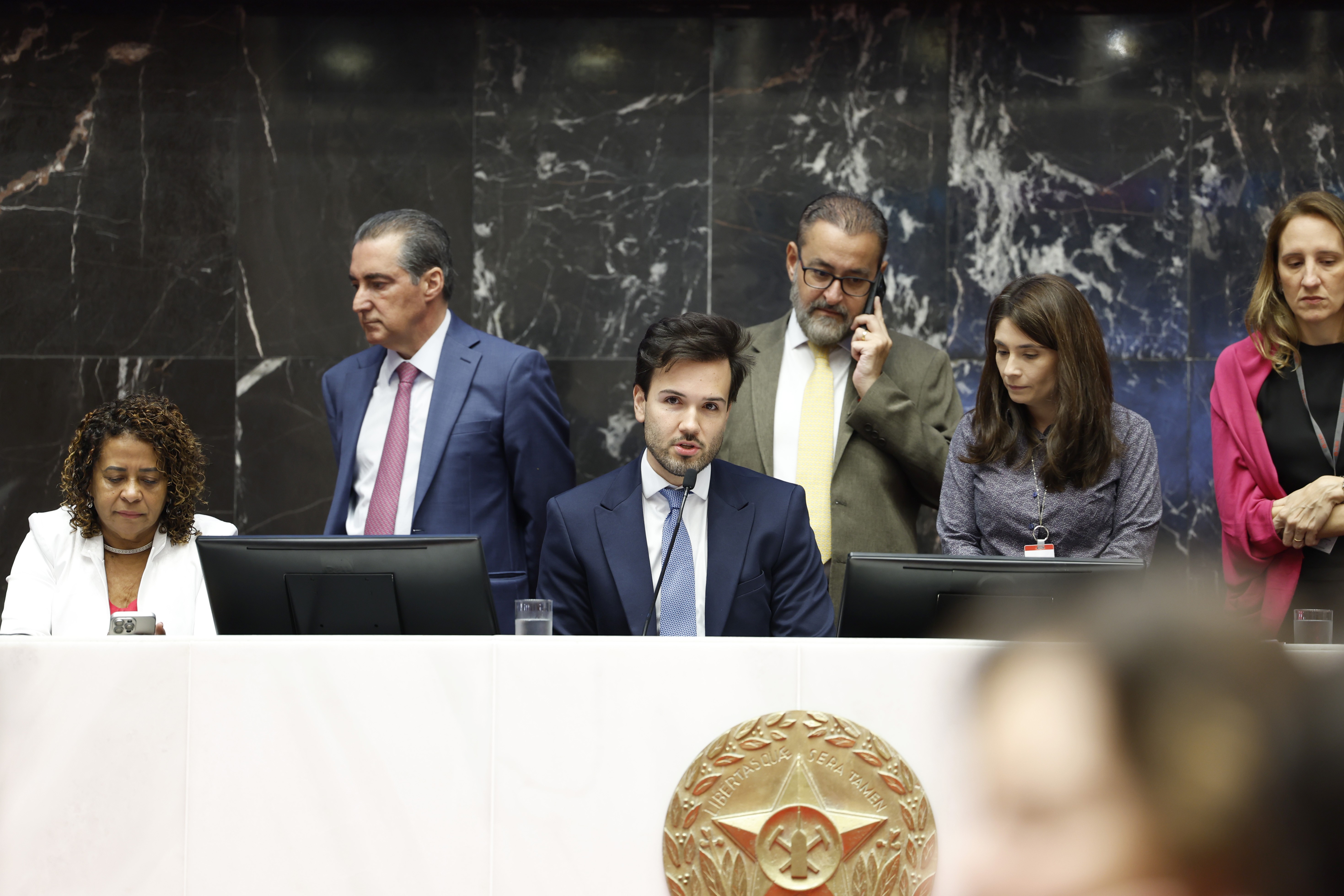Assembleia aprova projeto que autoriza transferência da MGI à União em meio à ampliação do prazo para adesão ao Propag
