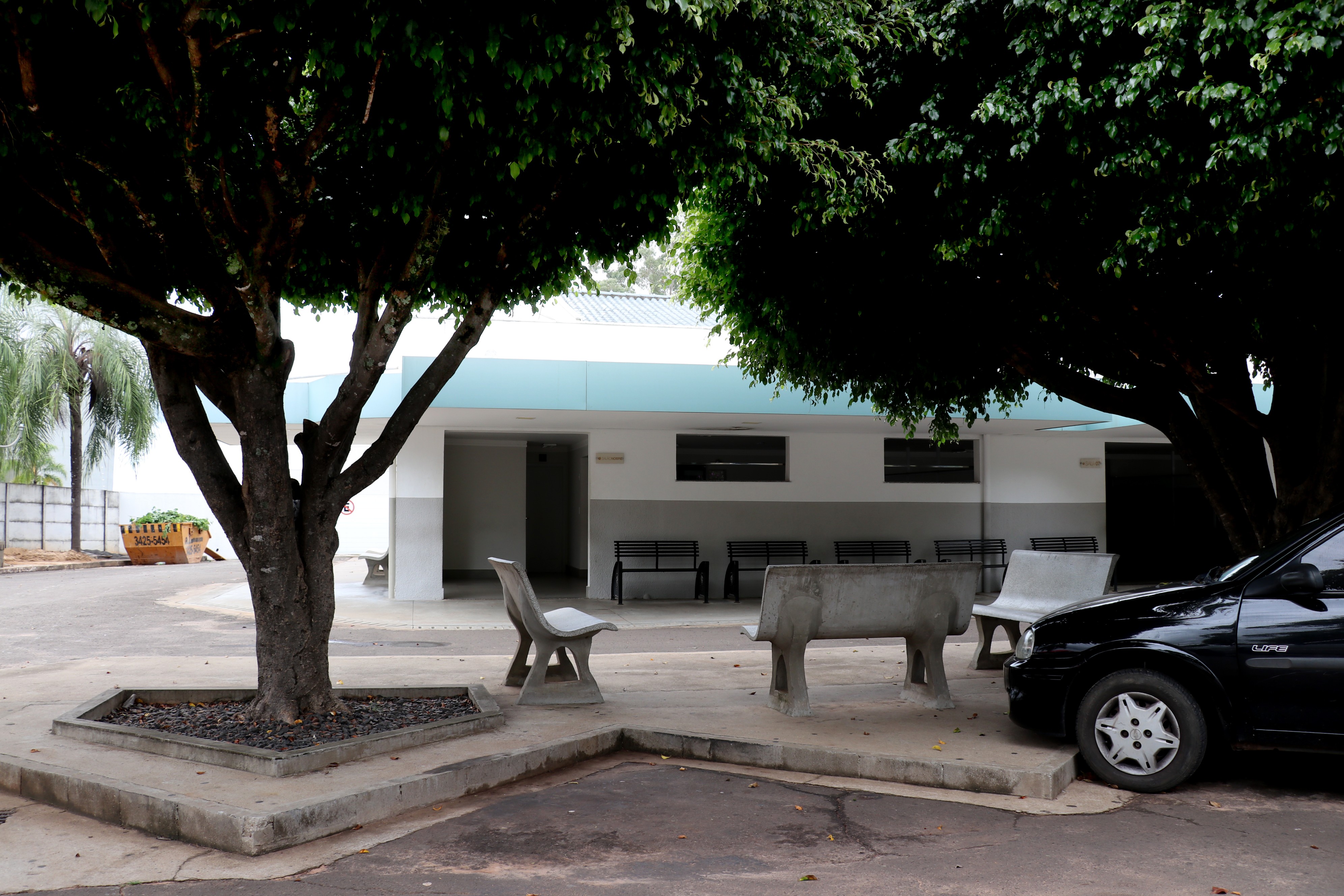 Velório Municipal de Marília é alvo de vandalismo e sala onde esteve corpo de autor de feminicídio é depredada