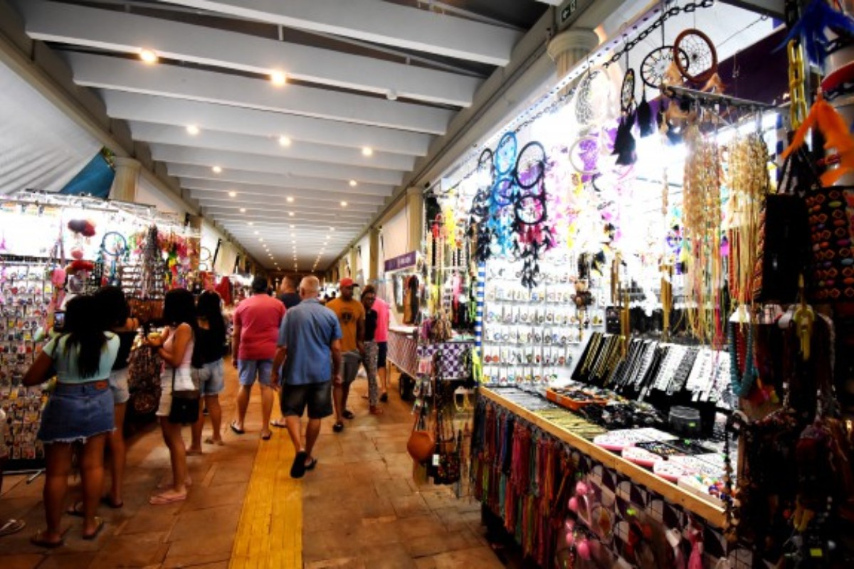 Feiras fixas de artesanato passam a funcionar todos os dias em Praia Grande; veja 