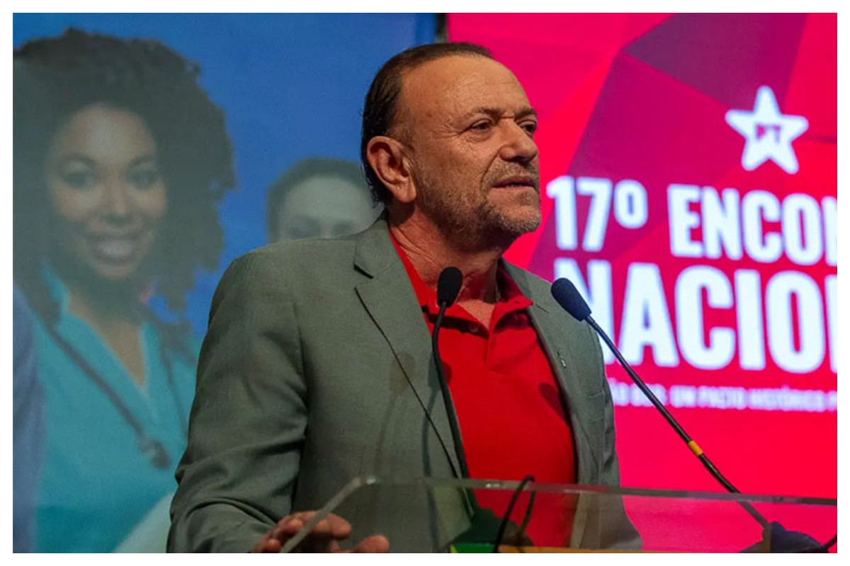 Presidente do PT diz que falta de ônibus caracteriza crime e reafirma tentativa de manipulação da eleição ao citar big techs