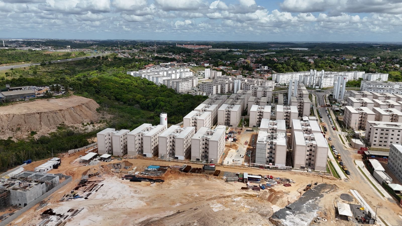 Prefeitura de Salvador abre inscrições para programa 'Minha Casa, Minha Vida'; veja como participar