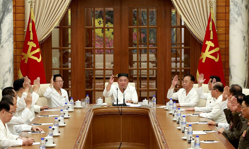 Coreia do Norte dá início a reunião política para melhorar setor agrícola -  SIC Notícias