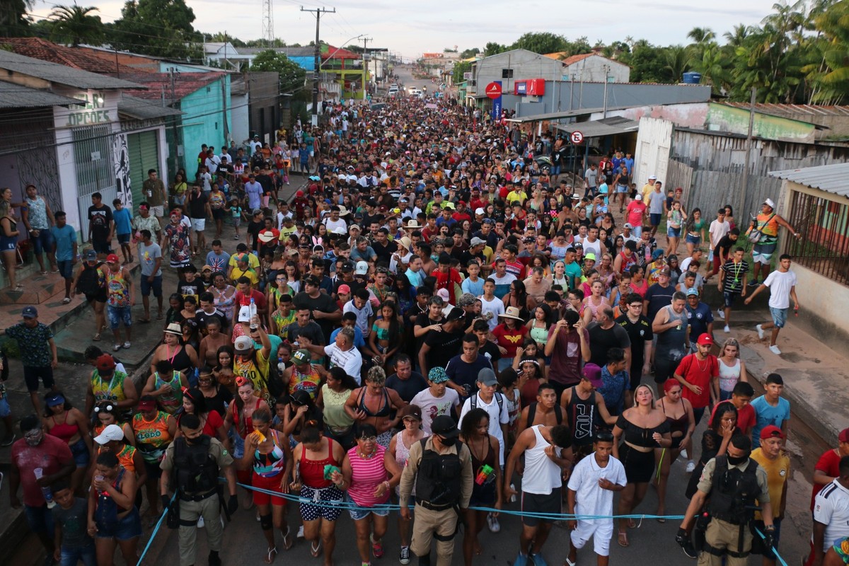 Está chegando a hora: Bloco de carnaval os D'SKOLADOS - Me