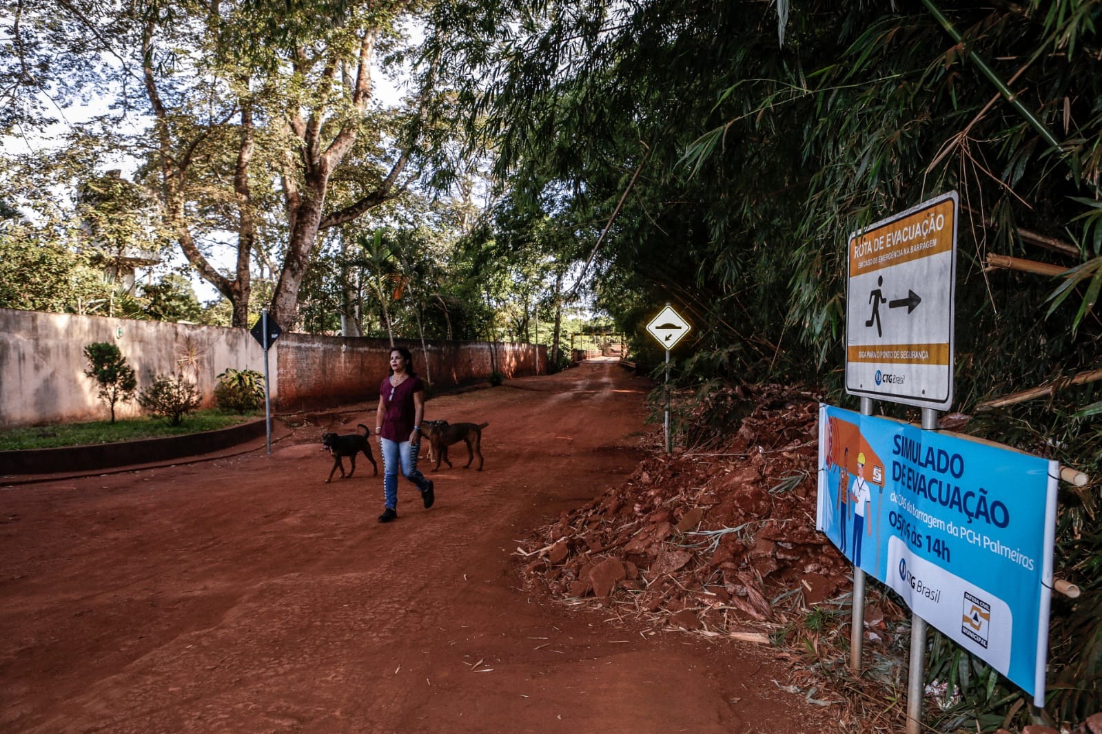 Vizinhos de hidrelétricas de Chavantes e Salto Grande participam de simulado de evacuação; veja como funciona