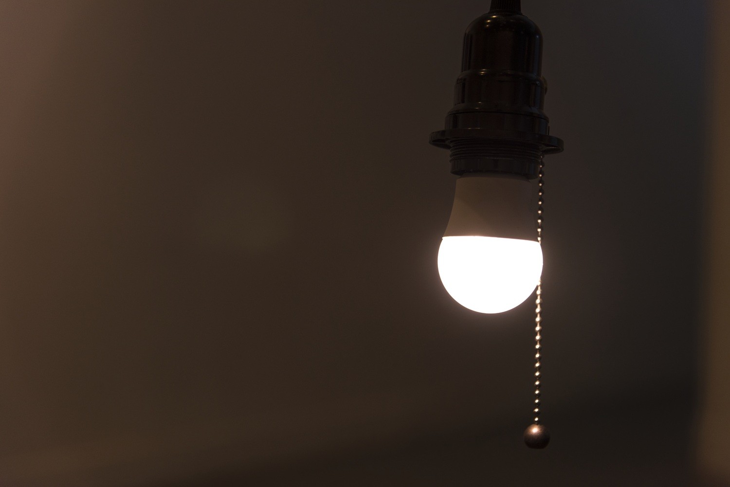Conta de luz terá redução de 10,63% em Rondônia; veja quem é beneficiado
