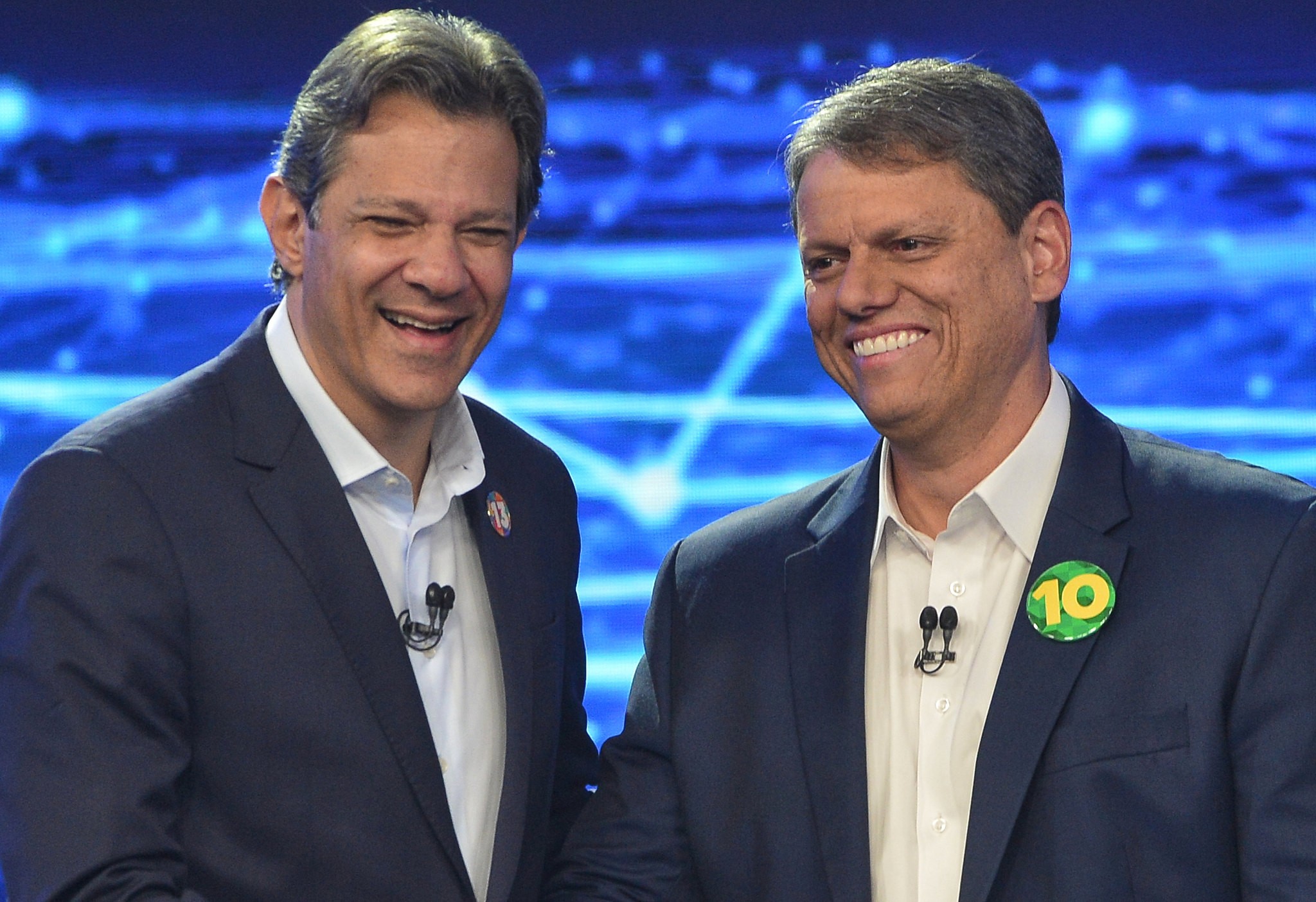 Tarcísio e Haddad fazem 1º debate nacionalizado, com dados e embates sobre PCC, tarifaço de Trump e privatizações