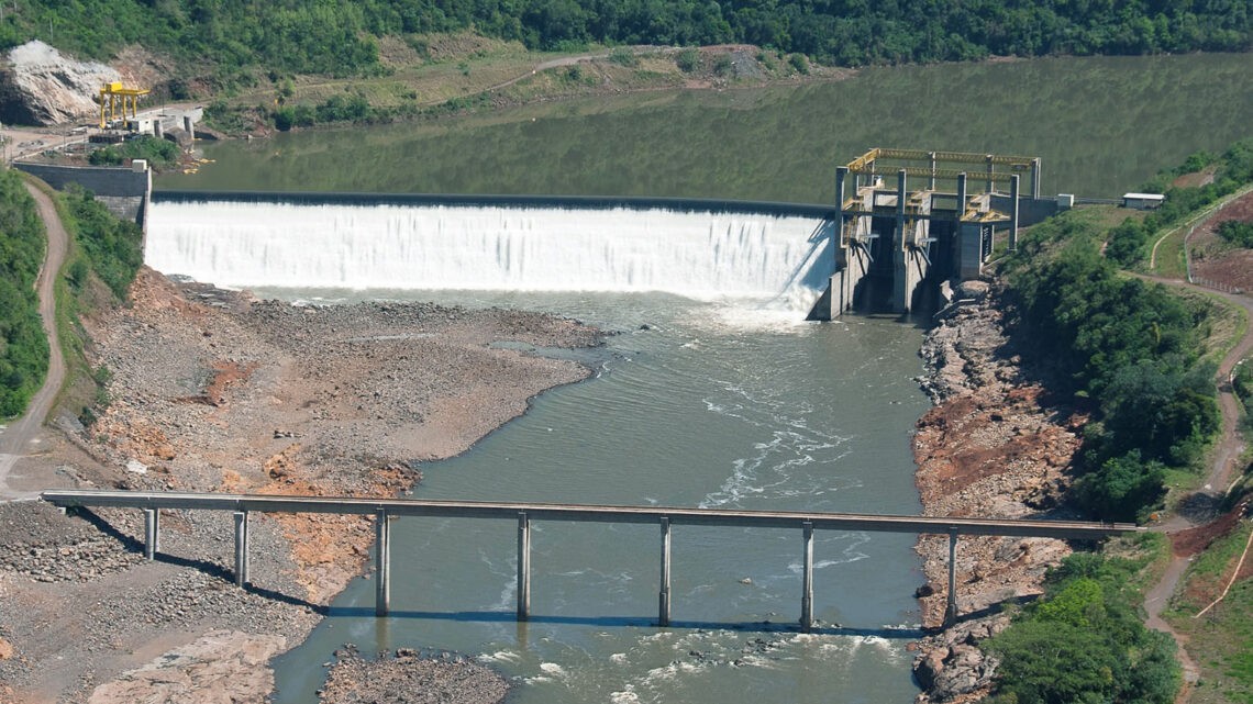 Temporal no RS: barragem 14 de Julho se rompe parcialmente, diz governador