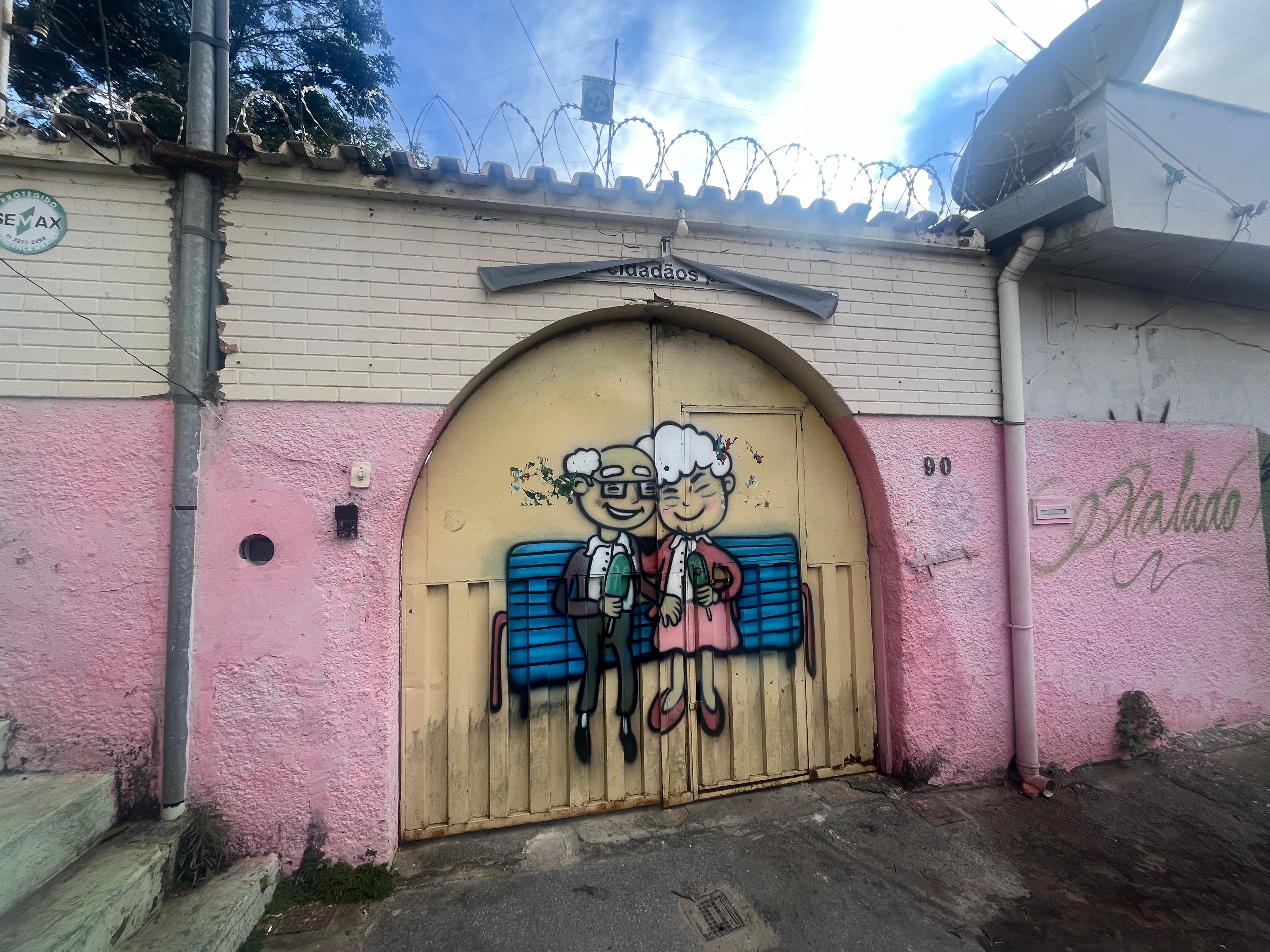 Casas de repouso em Contagem são investigadas por mortes e maus-tratos a idosos