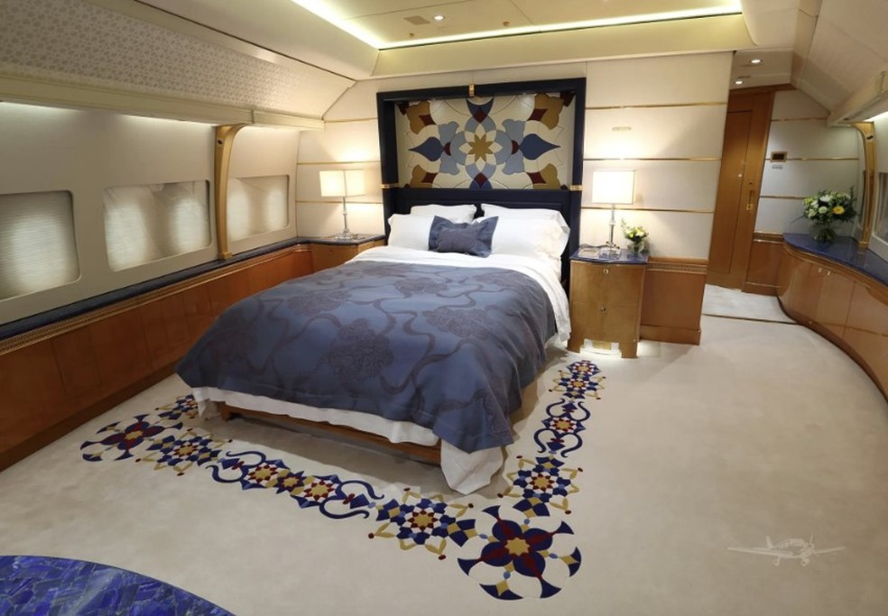 Boeing 747-8 — Foto: Controller.com