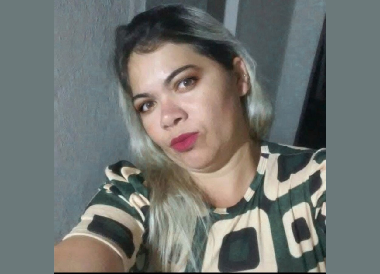 Mulher é morta com tiro de espingarda no peito no Sertão de PE; ex-companheiro foi preso