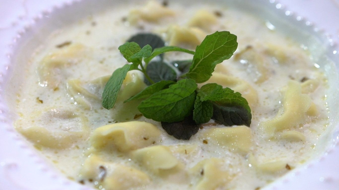 Sabor de Casa: aprenda a fazer um shishbarak, tradicional sopa árabe