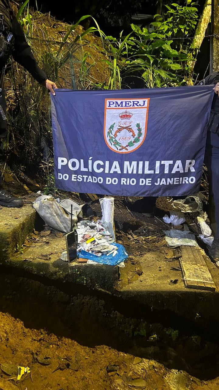 Dois adolescentes são apreendidos por tráfico de drogas em Angra dos Reis