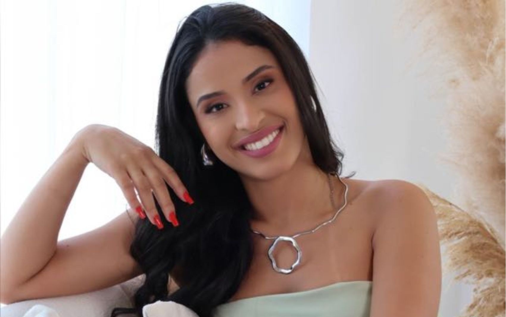 Instrutora de Nail Design Morre em Acidente na BR-158, em Goiás