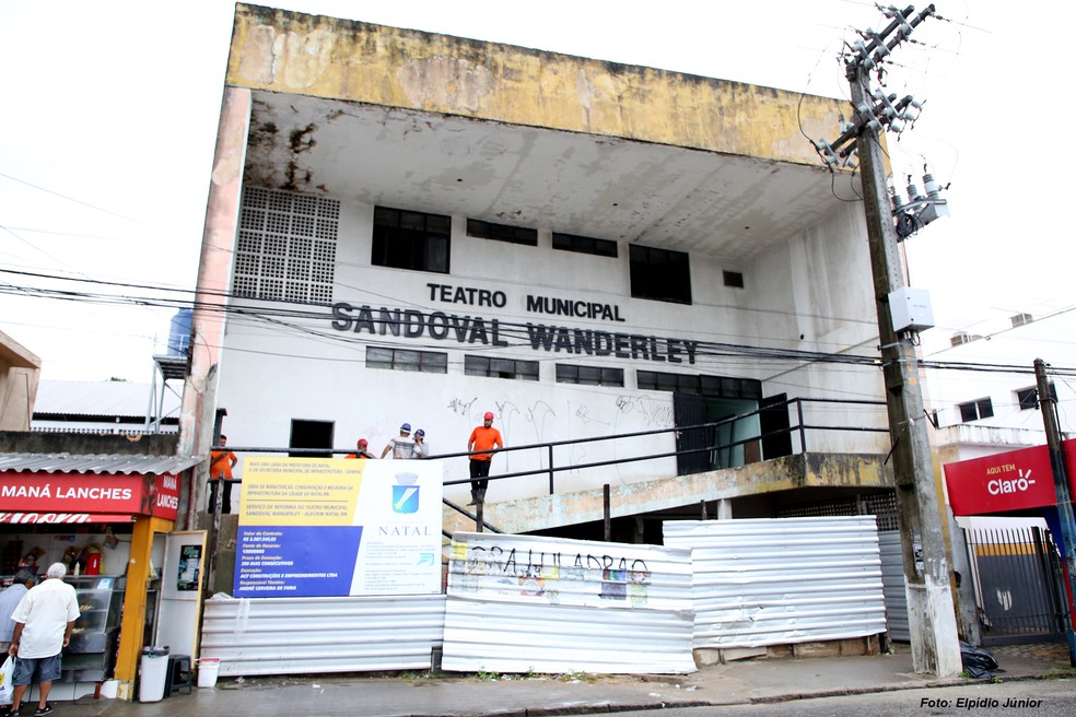 Teatro Sandoval Wanderley fica no bairro do Alecrim, em Natal — Foto: Elpídio Júnior/CMN