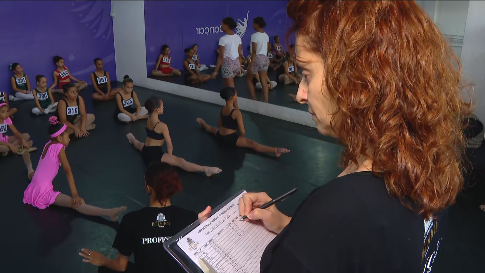 Bolshoi realiza audições no Complexo do Alemão e busca novos talentos da dança em projetos sociais do RJ
