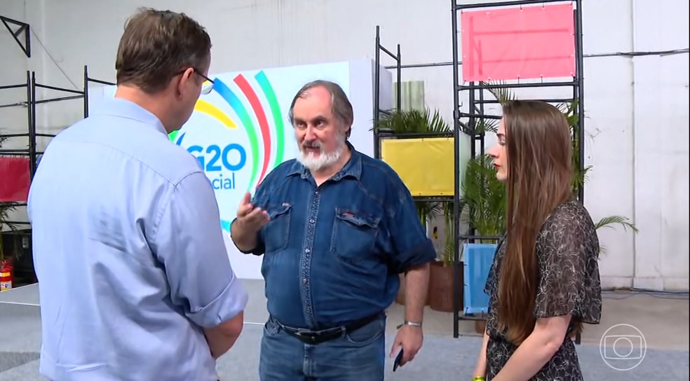 Oleksandra Matviichuk e Aleksandr Cherkasov, defensores dos direitos humanos e ganhadores do Prêmio Nobel da Paz em 2022 — Foto: Reprodução/TV Globo