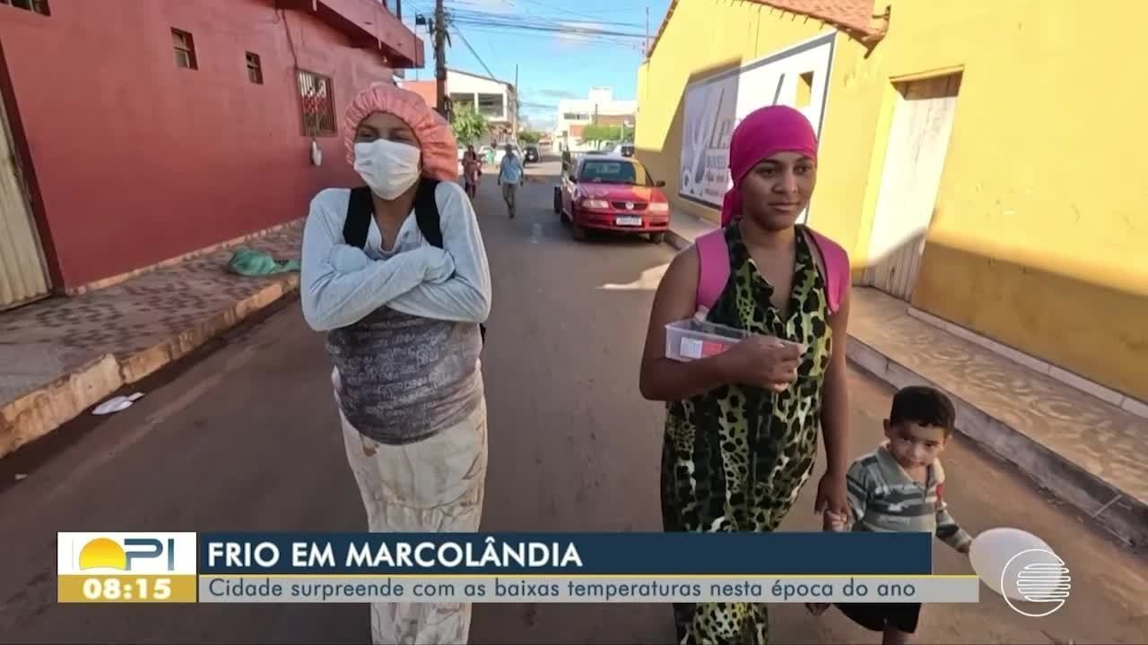 Moradores recorrem a agasalhos e toucas para lidar com o frio no sul do Piauí 