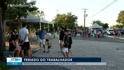 Palmenses aproveitam feriado para curtir praias e parques; veja movimentação
