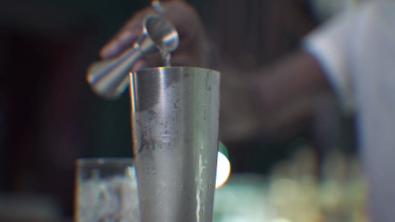 Metanol: como médicos usaram cachaça como antídoto para intoxicação nos anos 1990