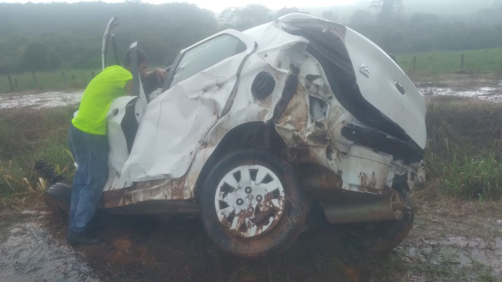 Motorista se envolve em acidente na SP-461em Votuporanga (SP) — Foto: Reprodução / Votunews