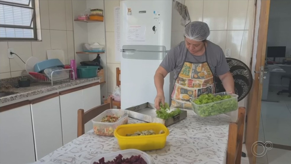 Em Jales, o acolhimento ocorre na Casa de Apoio ao Migrante. — Foto: Reprodução/TV TEM