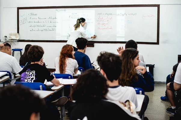 Como escolher a melhor escola para seu filho: 5 critérios essenciais na decisão