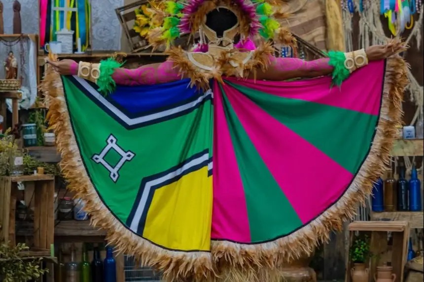 Sambas do Amapá avançam em concurso da Mangueira para o Carnaval 2026 no Rio