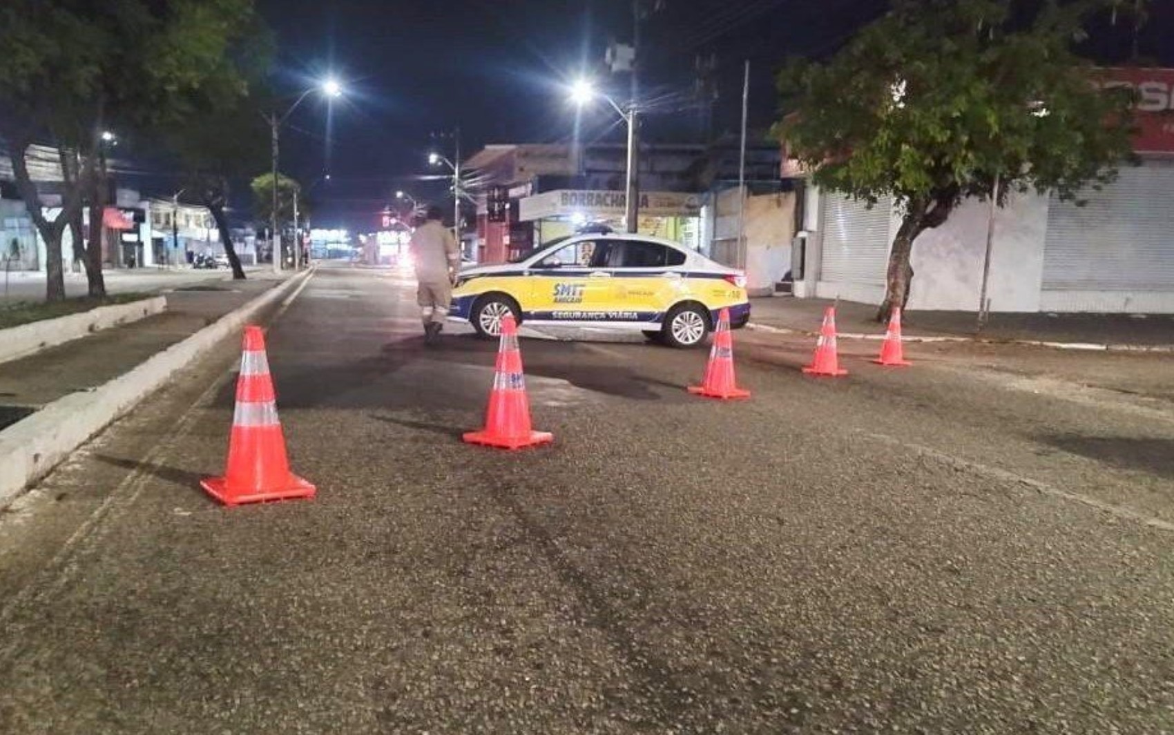 Aferição de radares de velocidade provoca bloqueios no trânsito de Aracaju