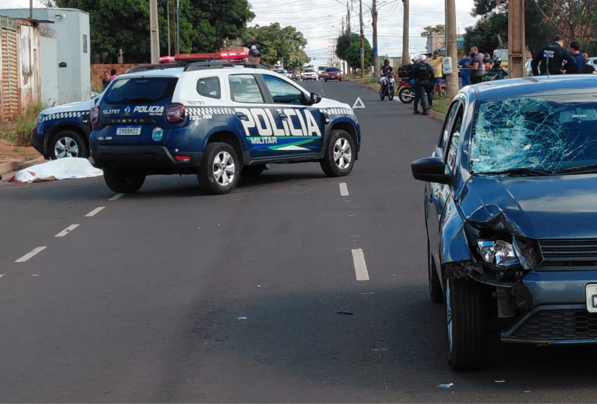 Às vésperas de fazer 15 anos, menina morre atropelada a caminho da escola em Campo Grande