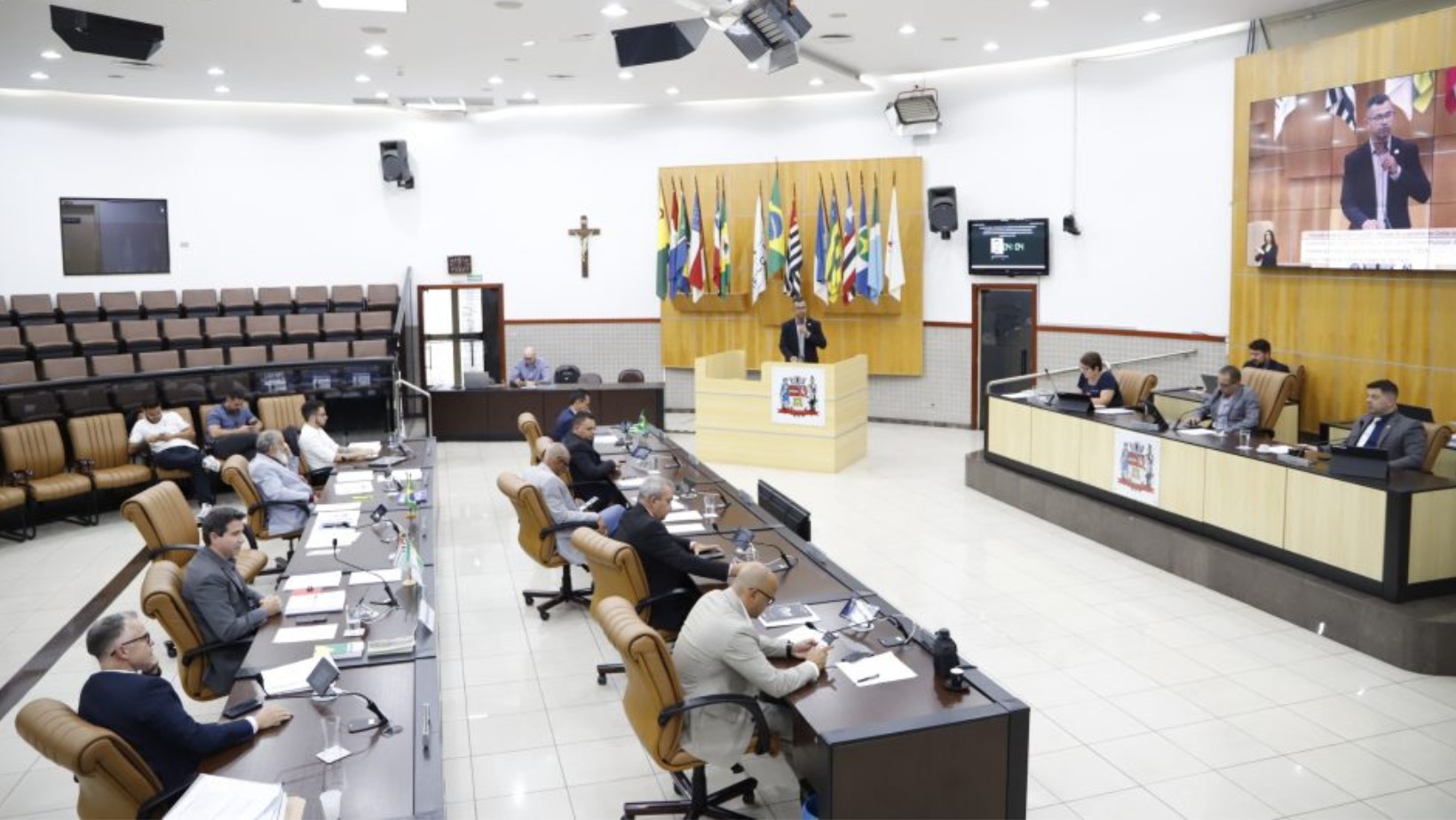 Em 1ª votação, vereadores de Jacareí aprovam orçamento de R$ 2,2 bilhões para 2026