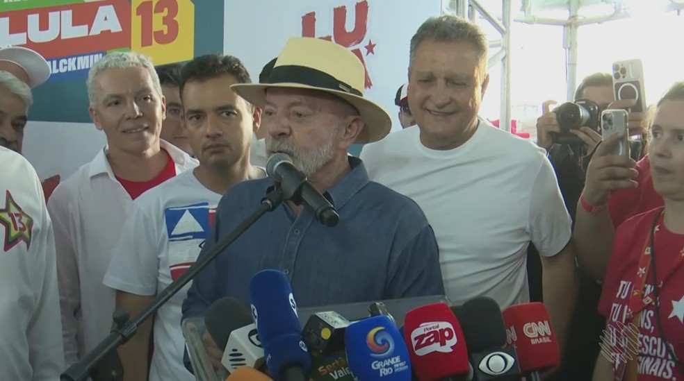 Lula na coletiva em Juazeiro — Foto: TV São Francisco