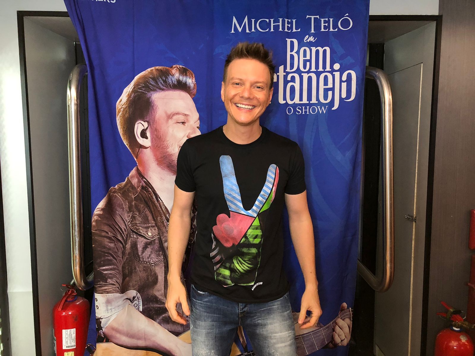 Michel Teló faz show gratuito nesta quarta-feira (19), no Festival São João de Caçapava