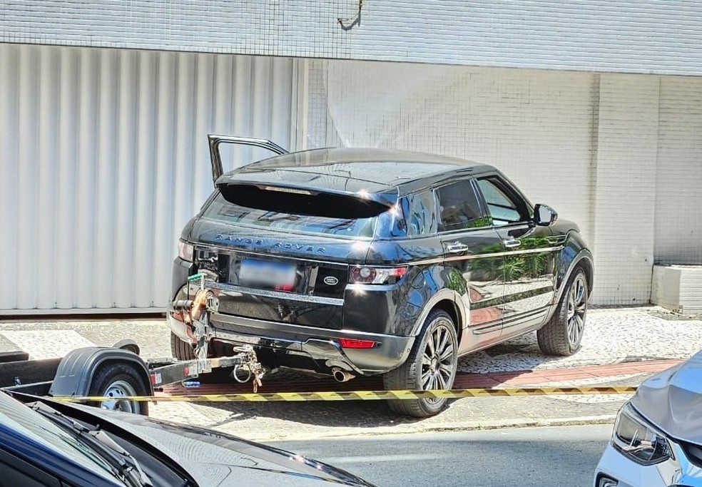 Suspeito de mandar assassinar empresário dentro de Land Rover em Balneário Camboriú é preso no PR