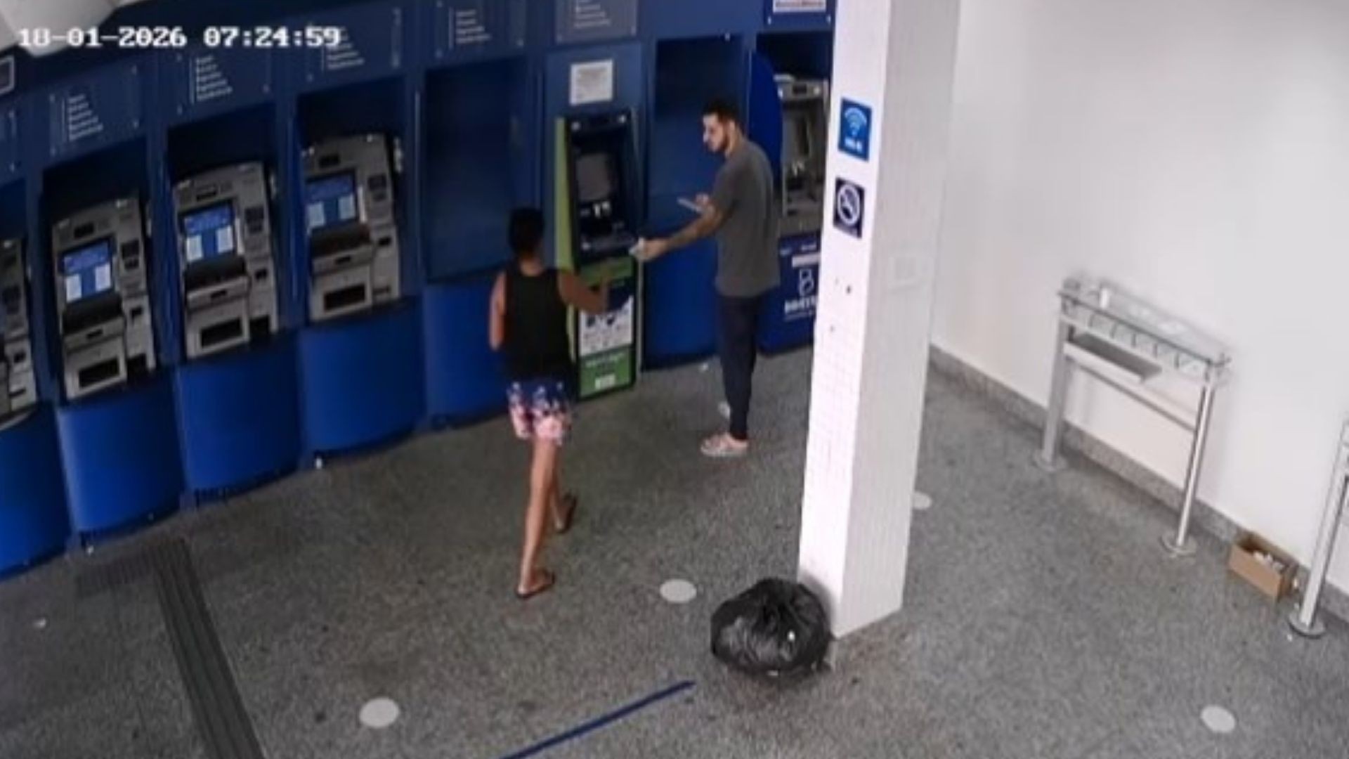 Técnico em eletrônica é preso por usar celulares furtados para fazer transferências e saques em Cariacica