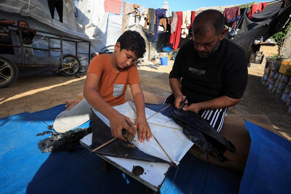 2026 08 25t091835z 1207710207 rc2i5nasa85u rtrmadp 3 israel palestinians gaza kites