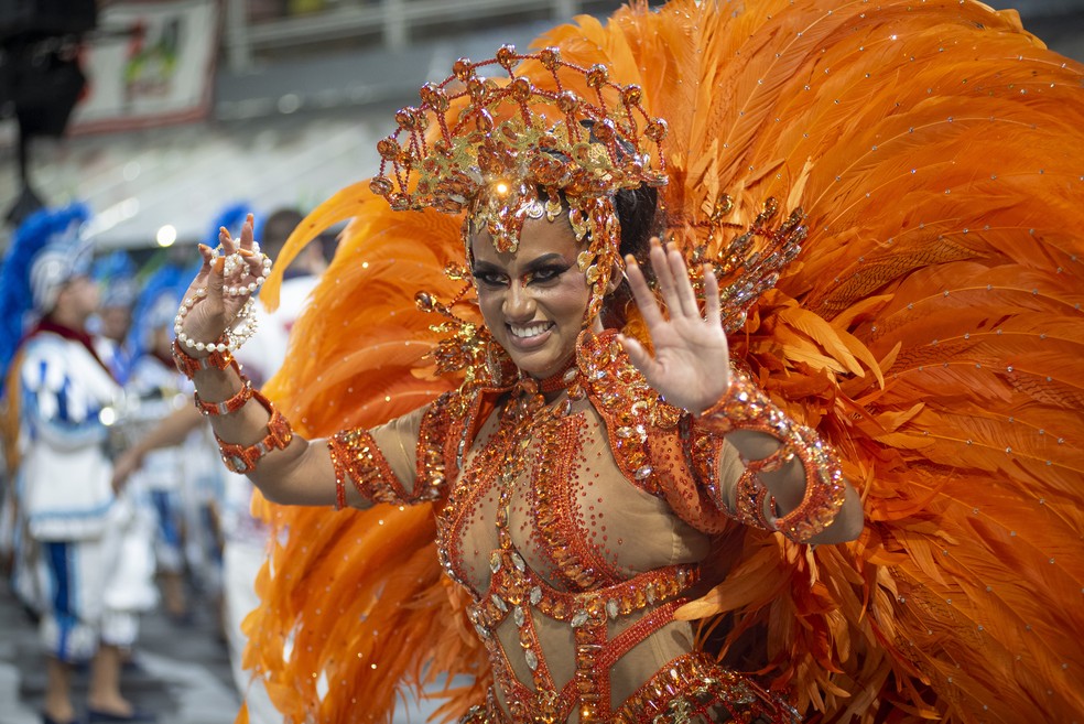 Rainha de bateria da Pérola Negra, Joyce Rocha — Foto: BETE MARQUES/O FOTOGRÁFICO/ESTADÃO CONTEÚDO