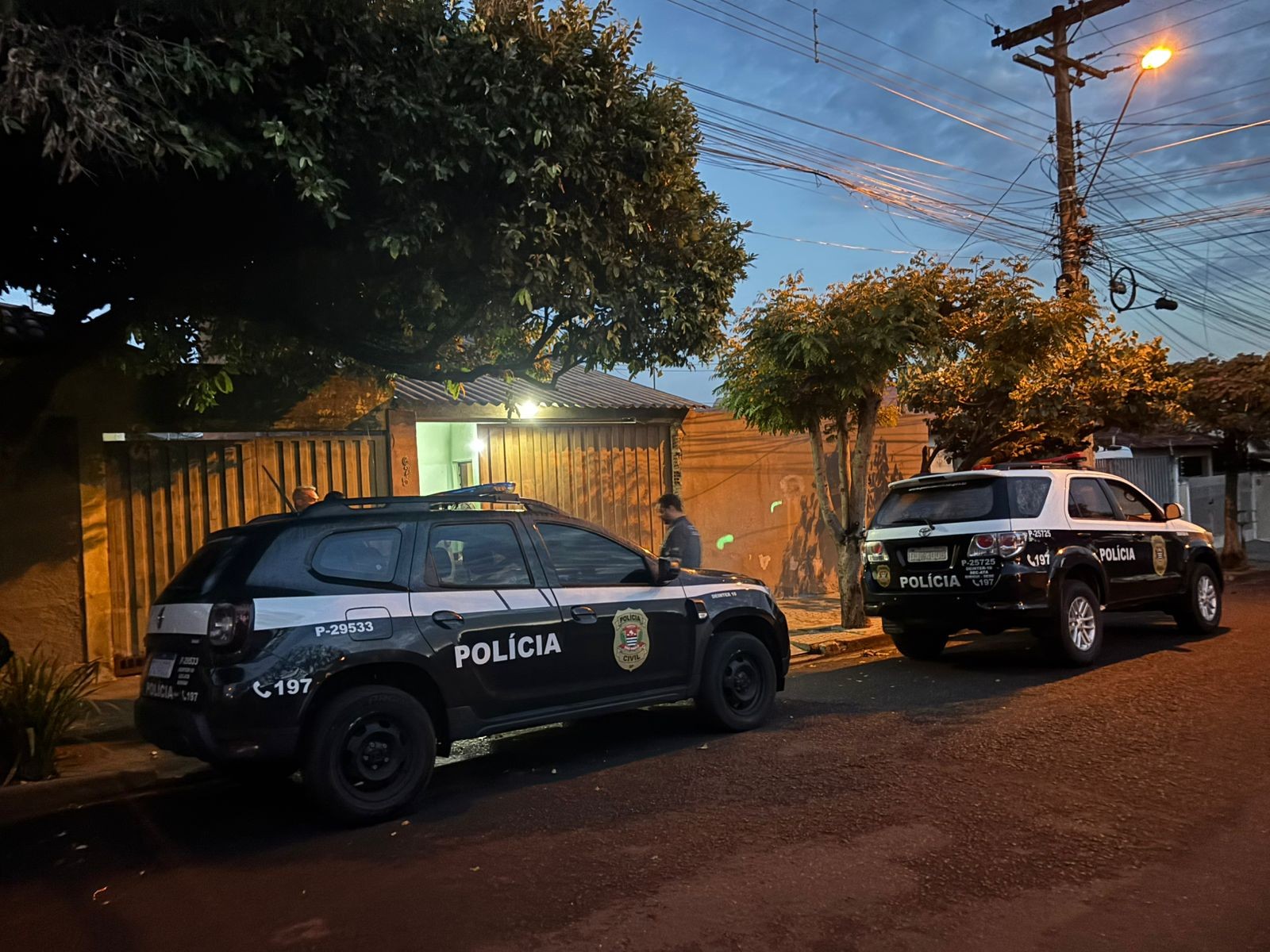Polícia Civil cumpre mandados em Birigui durante operação contra fraudes bancárias