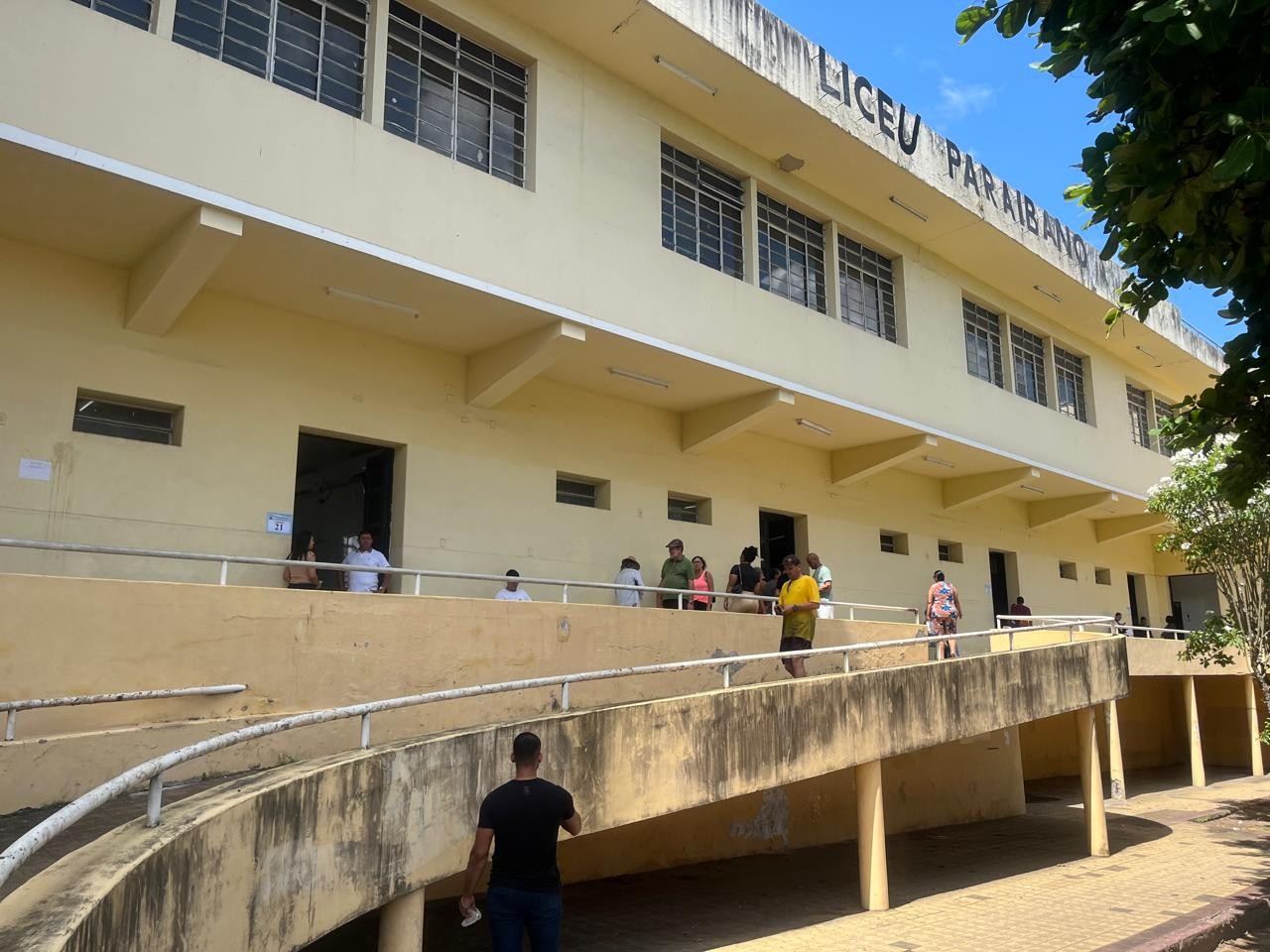 Mais de 300 cursos profissionalizantes de escolas estaduais da PB não têm diploma válido, afirma MP