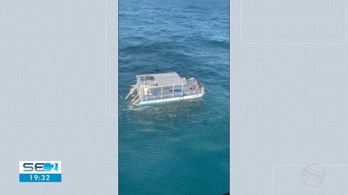 Quatro tripulantes são resgatados de embarcação de AL à deriva no litoral de Sergipe 
