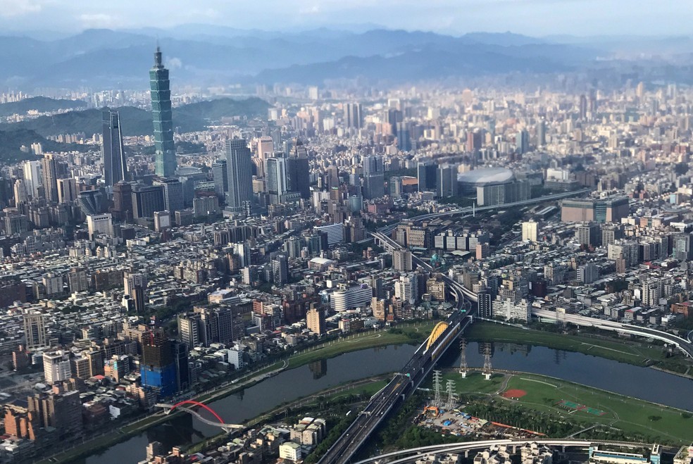 Imagem aérea da cidade de Taipei, capital em Taiwan — Foto: Tyrone Siu/ Reuters