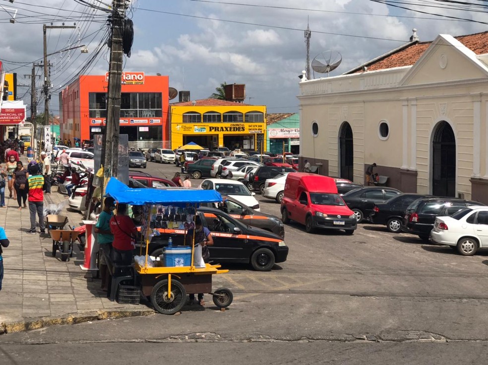 Covid-19: Município da Grande Natal determina fechamento de comércios não essenciais e órgãos públicos por 7 dias | Rio Grande do Norte | G1
