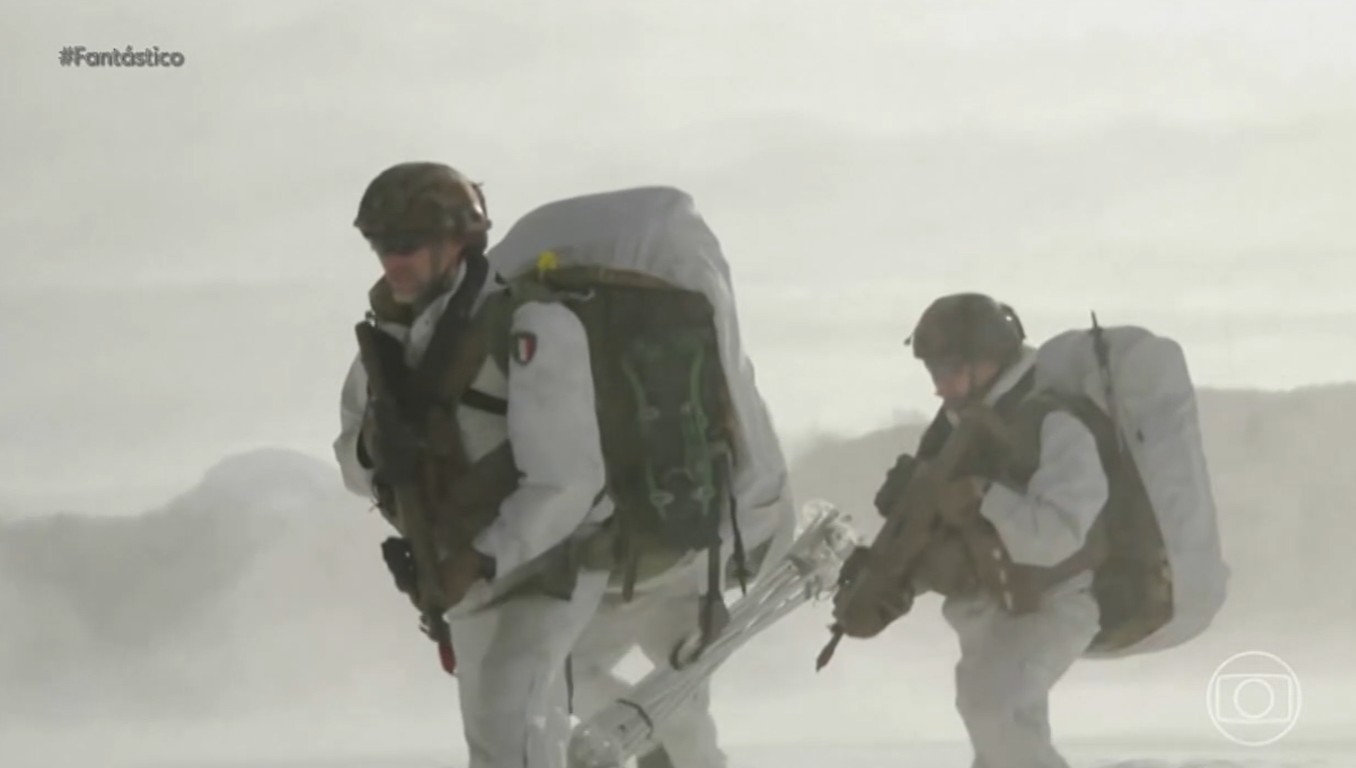 Abrigos antiaéreos e treinamento em frio intenso: Finlândia reforça preparo militar diante de tensão com a Rússia