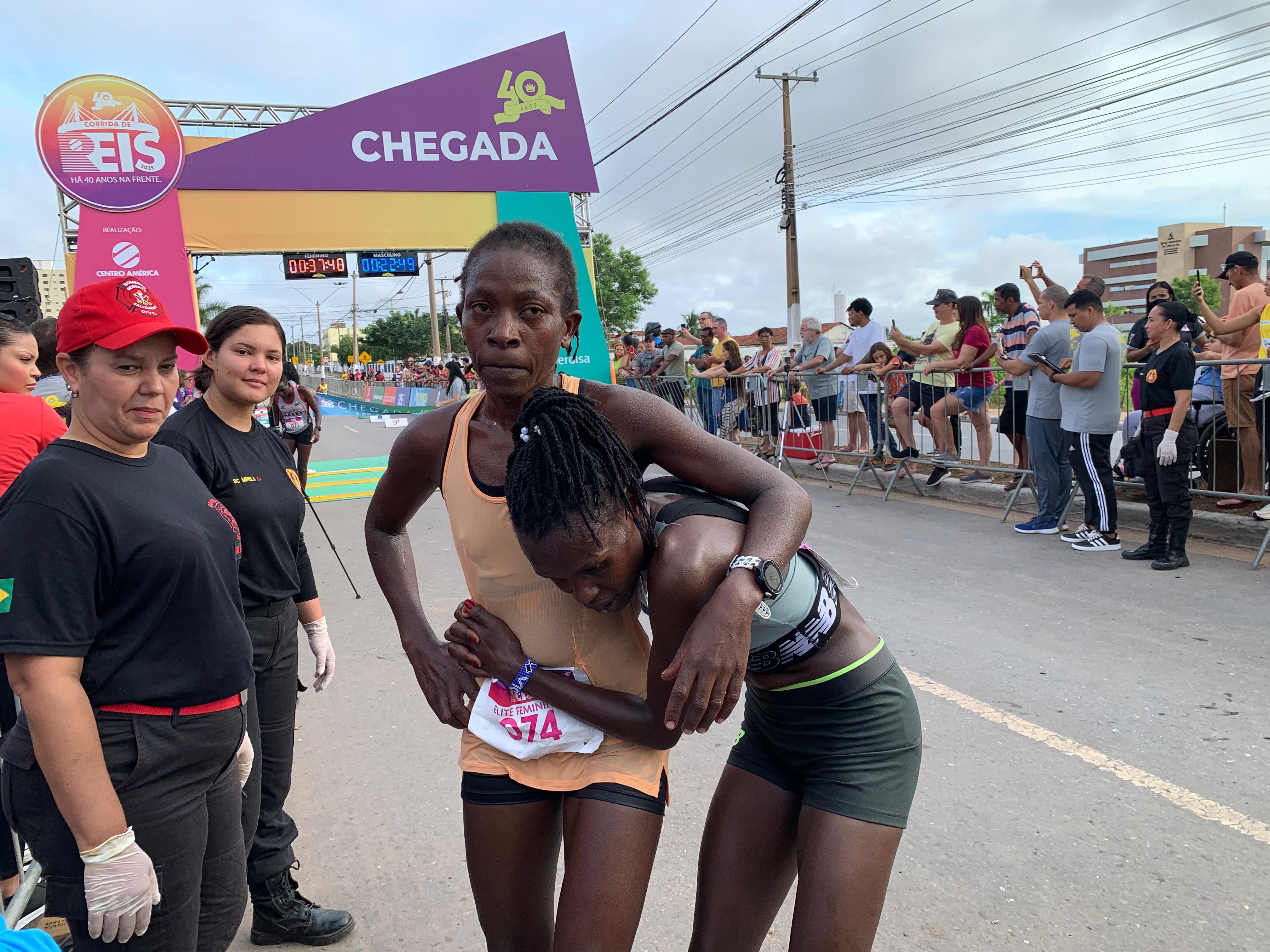 Elite Feminino - 2° lugar: Emily Chebet, de 38 anos, e 3° lugar: Viola Jelagat Kosgei, de 26 anos